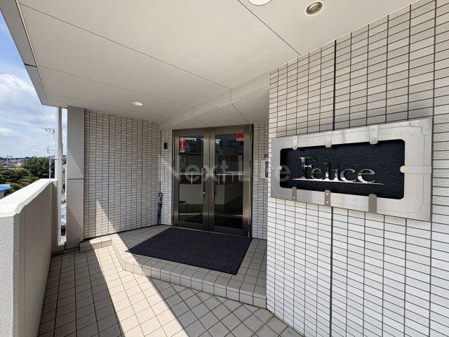 フェリーチェ