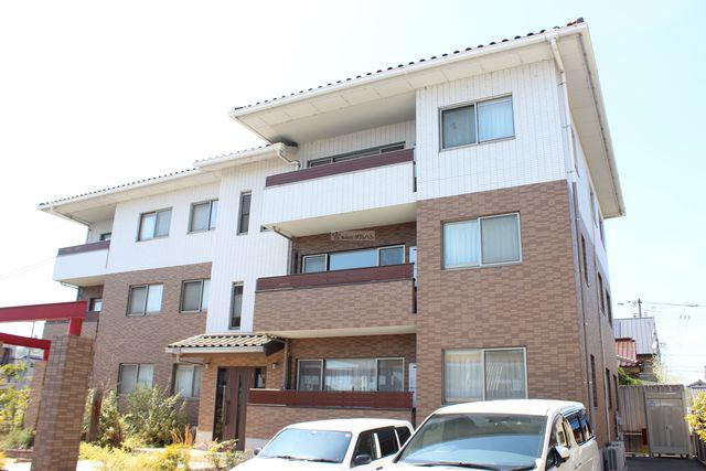 夢番地燦番館