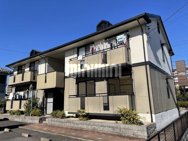 ルミエール六条 A棟
