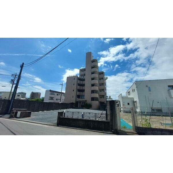 ＪＲ東海道本線 尾張一宮駅 徒歩8分  築28年