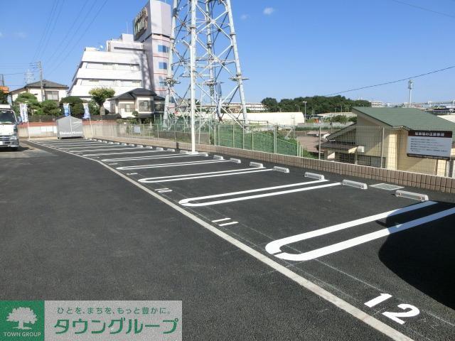 シャインハイツ II