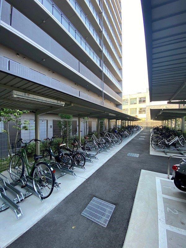 LUMINOUS三国本町
