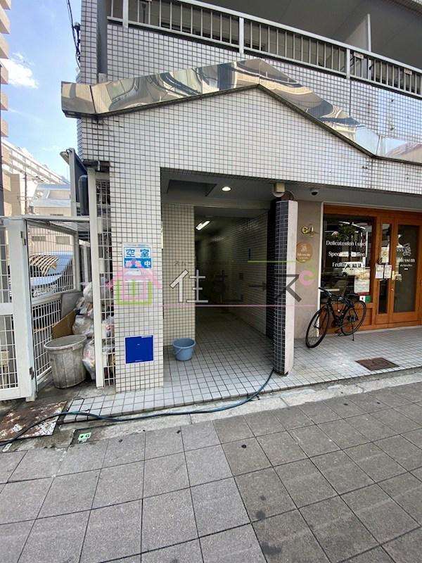 ファーストリバー