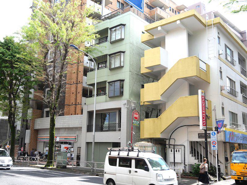 アゼリアガーデン