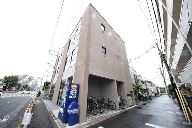 SUERTE府中