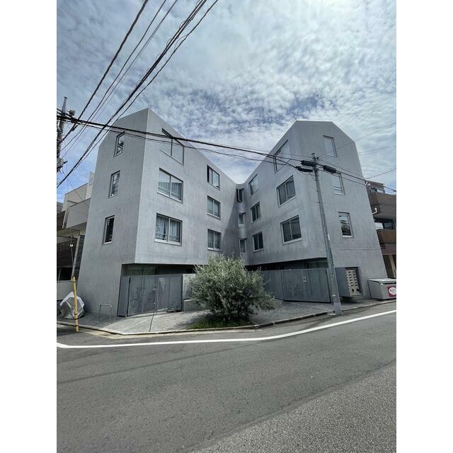 ミレドゥーエ三軒茶屋