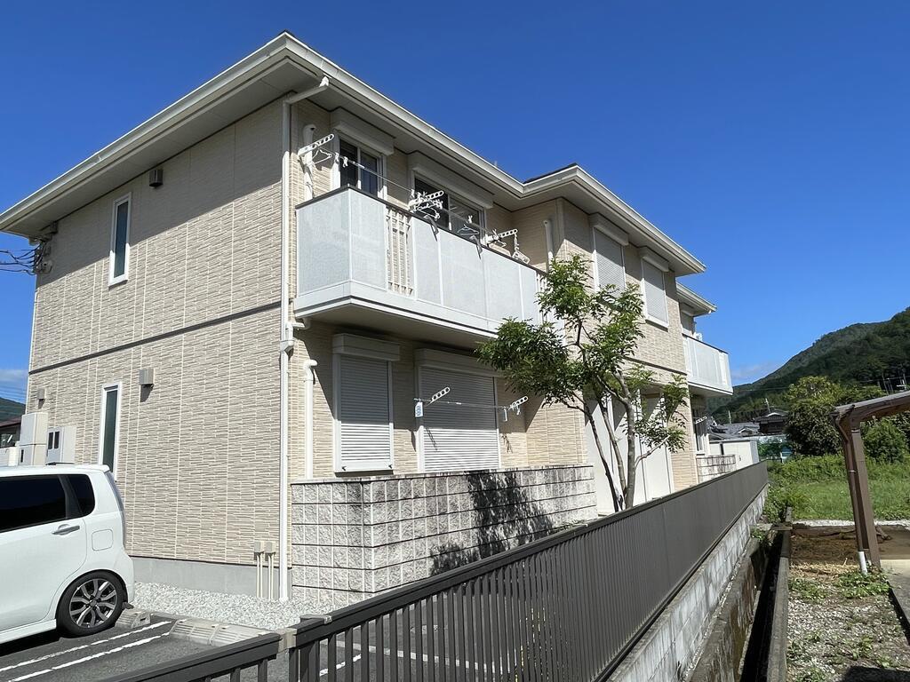 フォレナ横田