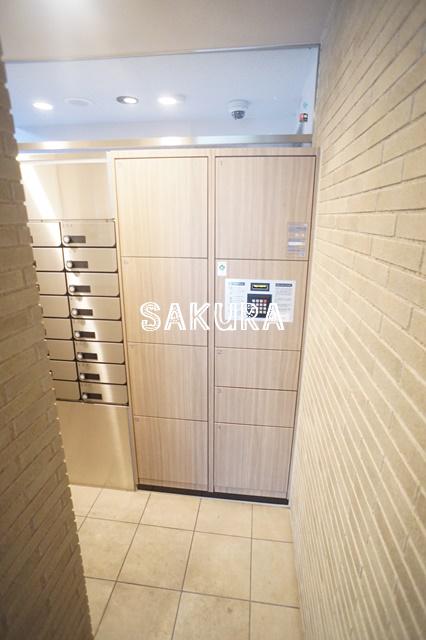 WHITESTORK叶屋