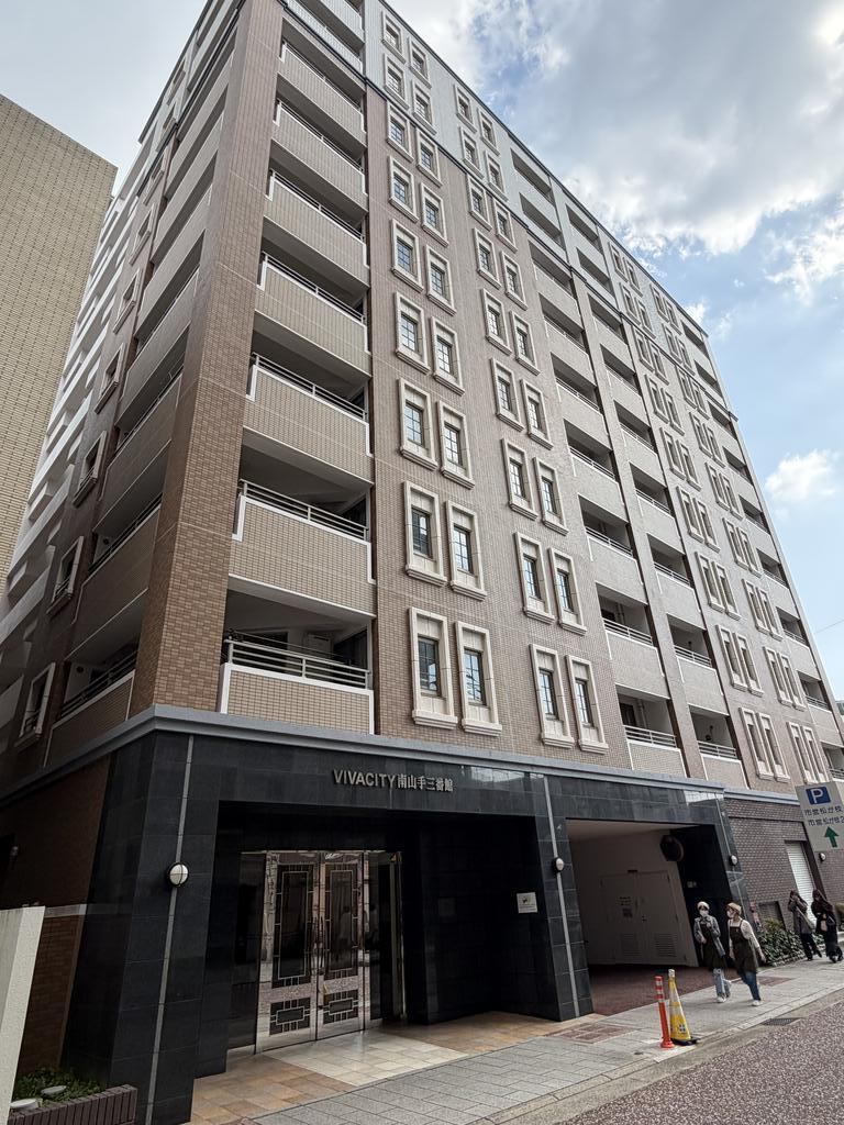 ビバシティ南山手三番館(3LDK/8階)