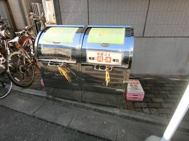 シャーメゾンイースト