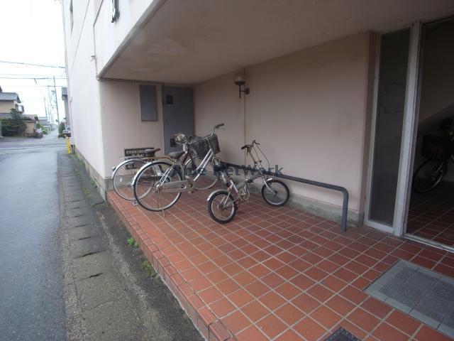 紅屋ビル