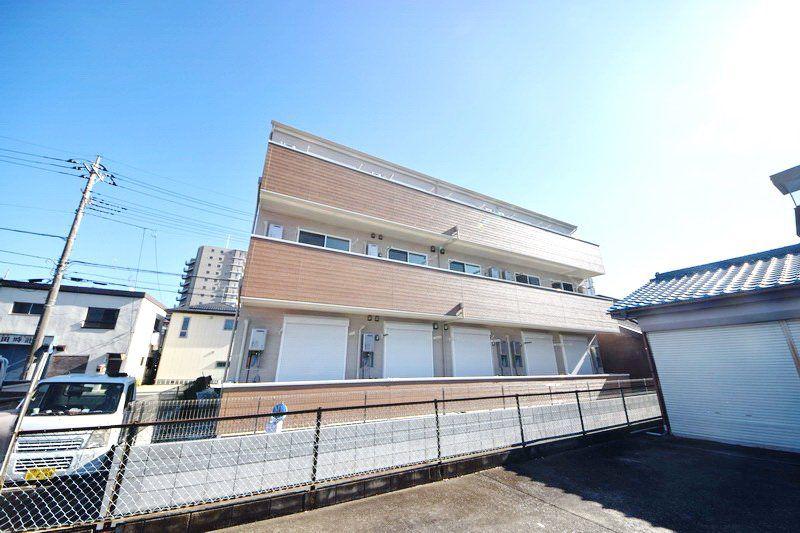 キャメル春日部3
