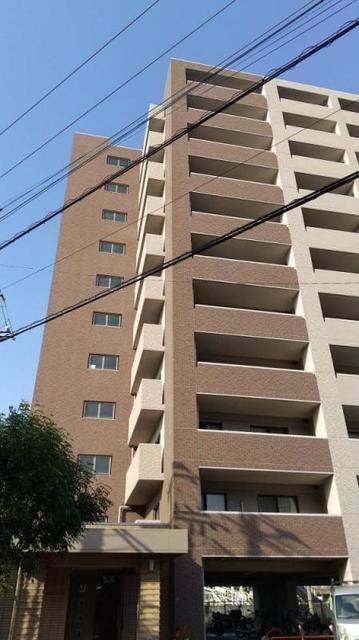 イースト フルハウス