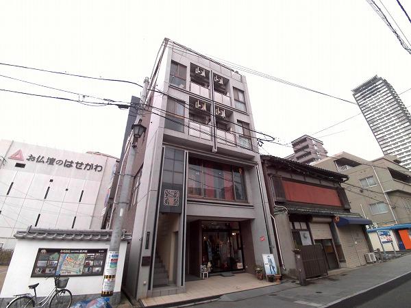 プラスビル