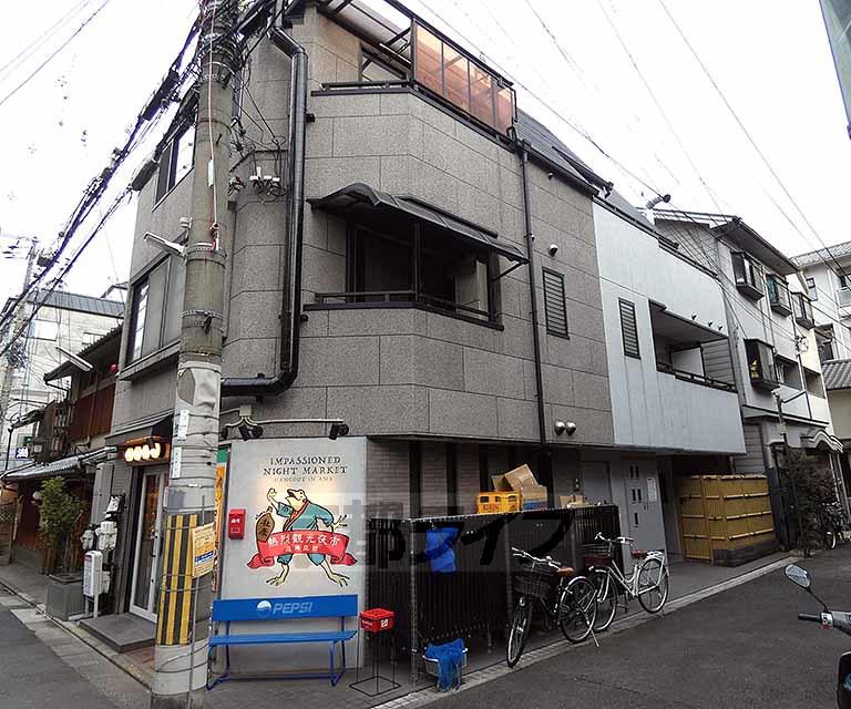 クレール綾小路