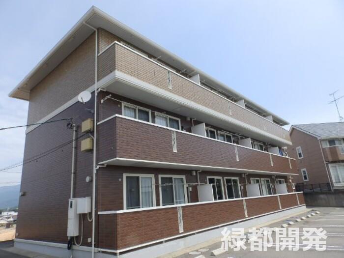 ソレイユ富任B棟