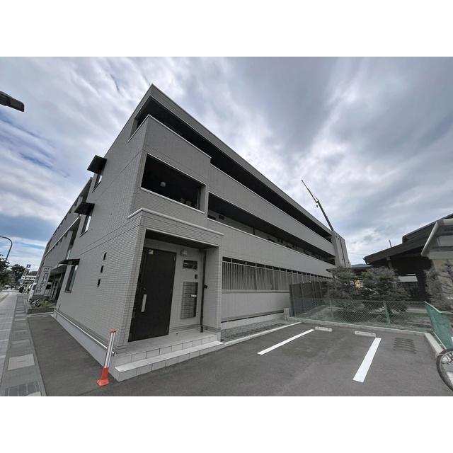 コラージュくりた
