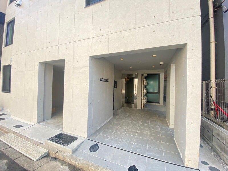 AZESTR SHIMOITABASHI