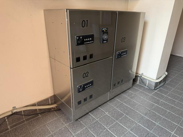 八百鶴ビル
