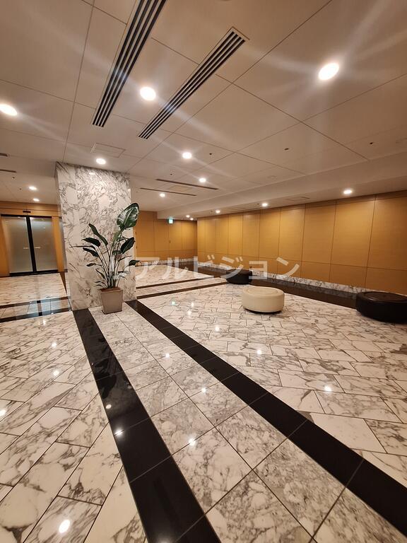白金タワー・タワー棟