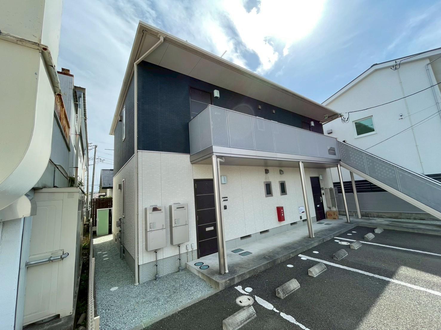 ネイビーハウス大手町