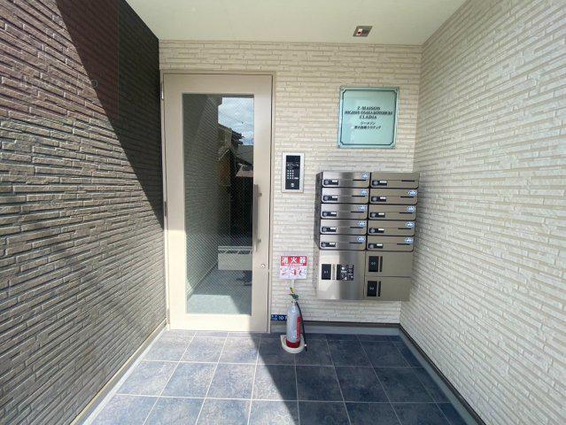 ジーメゾン東大阪寿クラディア