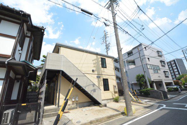 クラスティーナA棟