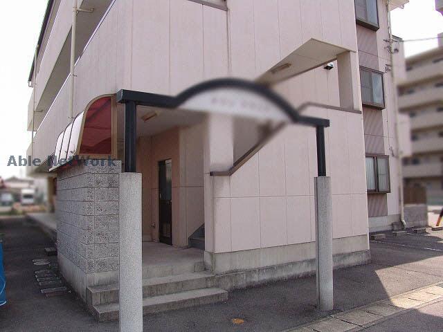 メゾンテラニシ