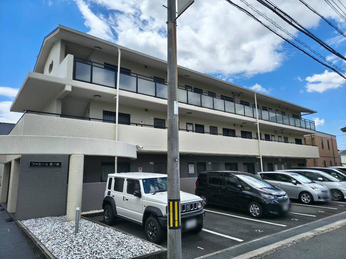 ファミーユ堂ノ前(3LDK/1階)