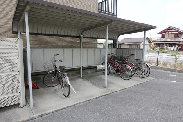 カツハイツ参番館