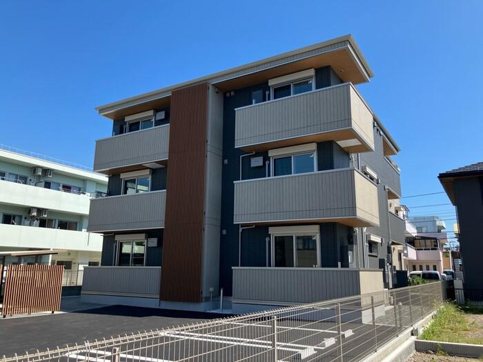 D-CRINUM 本田町