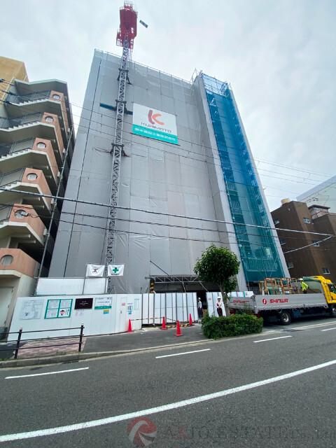 THE RESIDENCE H