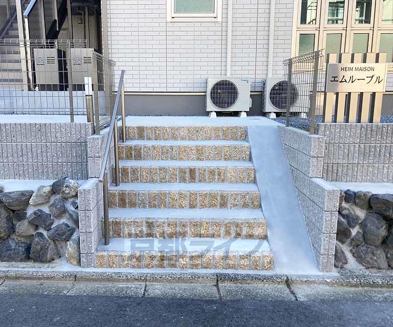 エムルーブル B棟