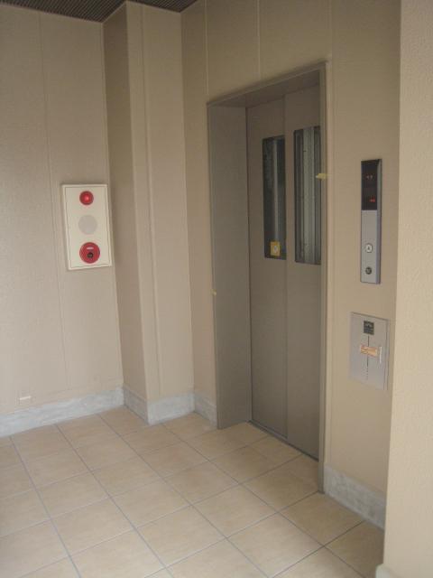 あおなみ線 荒子川公園駅 徒歩15分 5階建 築33年