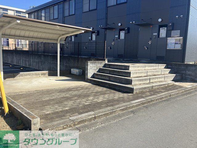 レオパレスURBAN-HILLS