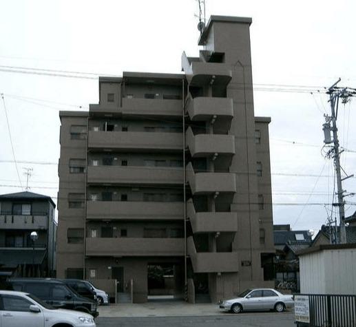 辰巳町セピア館