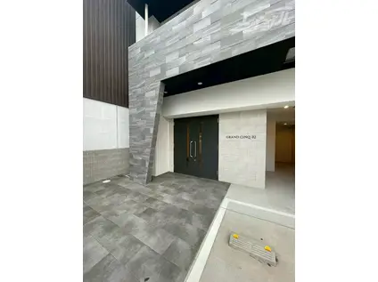 GRAND CINQ 02(ワンルーム/3階)の外観写真