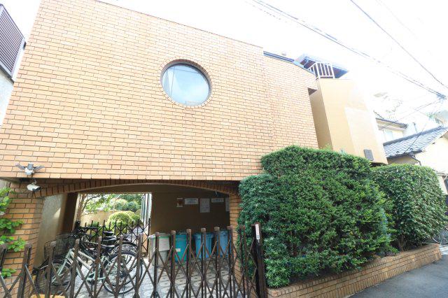 フラット本郷