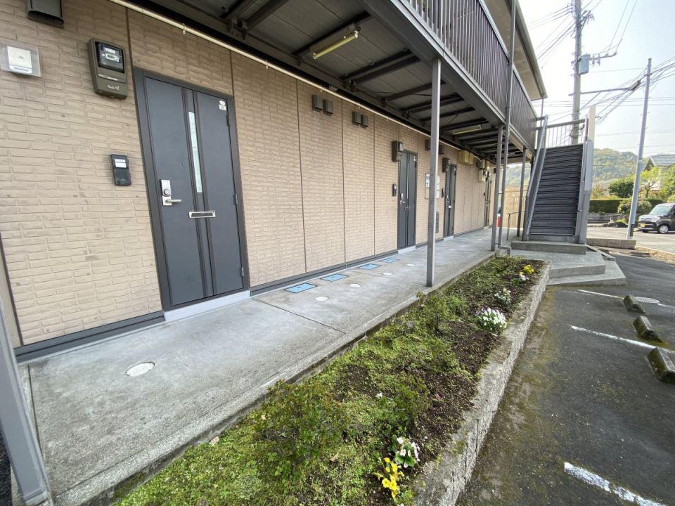 モナリエプライズ A棟