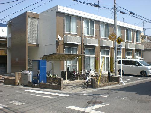 レオパレスクレスト