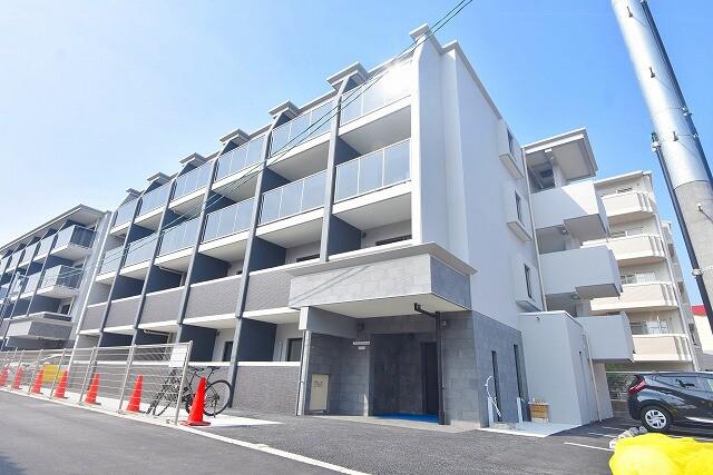 YELLSTAGE長束イースト