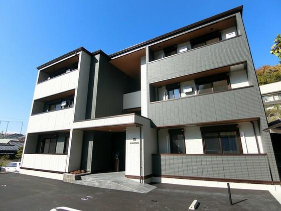 D-ROOM尾長東