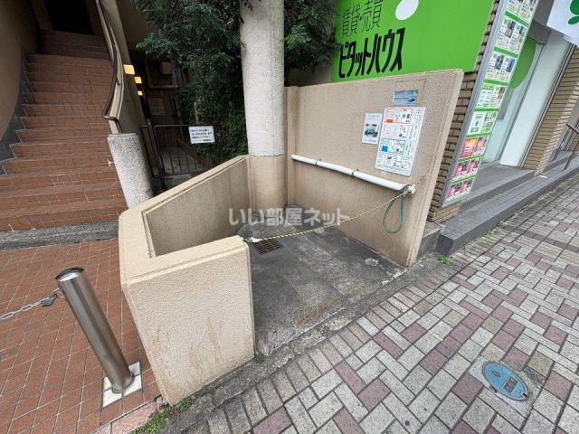 クレドール西明石Ⅲ