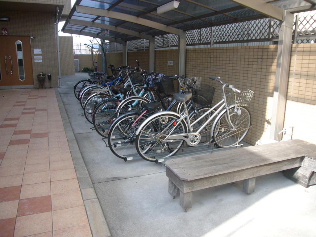 セビアン西市駅前