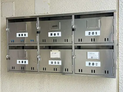 UNJOUR(2K/2階)の外観写真