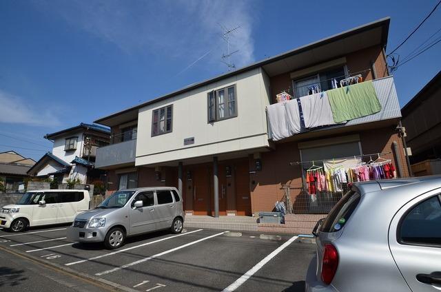 アークアムール参番館