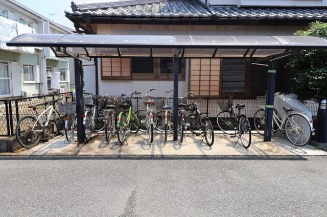 セジュール栗田B