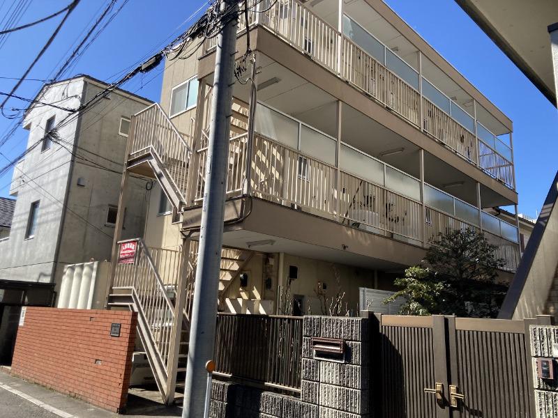 アラジュクナインイン