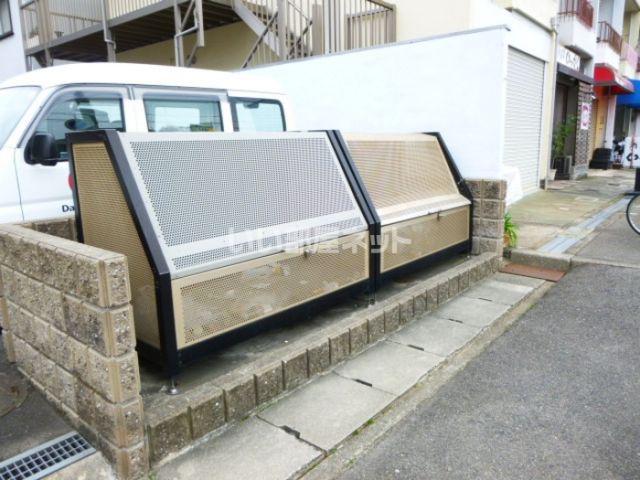 フラワーメゾンB棟