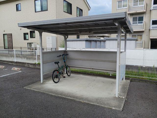 グランデュール城北H